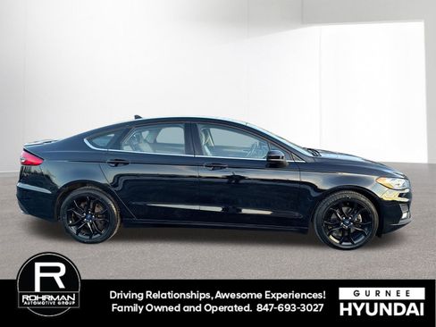 Used 2019 Ford Fusion SE w/ Equipment Group 151A image 10