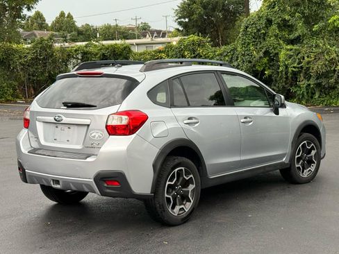 Used 2014 Subaru Crosstrek 2.0i Premium w/ Moonroof Package AWD/4WD image 4