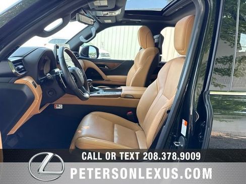 Used 2025 Lexus LX 600 4WD w/ Accessory Package (2T) image 30