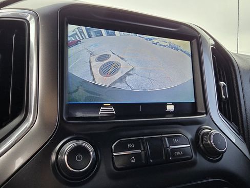 Used 2021 Chevrolet Silverado 1500 LT image 16