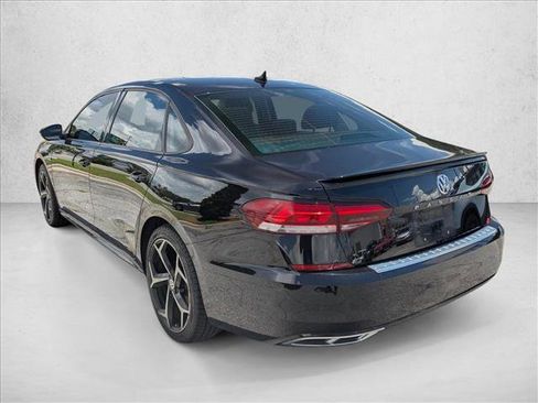 Used 2020 Volkswagen Passat 2.0T R-Line FWD image 7