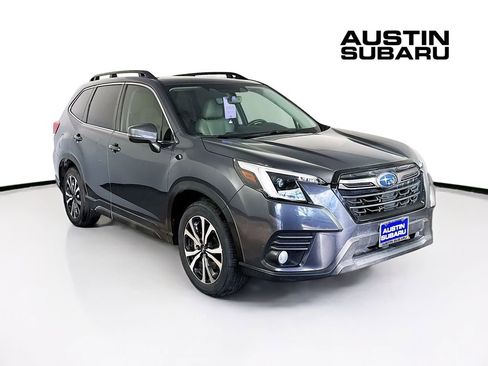 Used 2022 Subaru Forester Limited image 1