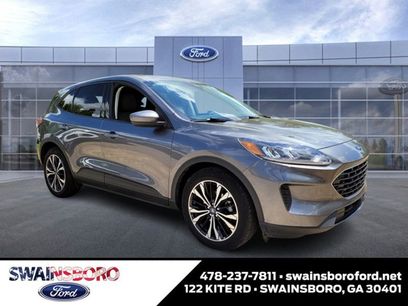 Used 2022 Ford Escape SE w/ SE Sport Appearance Package