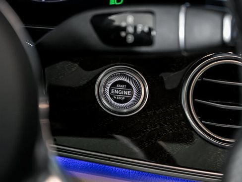 Used 2019 Mercedes-Benz E 63 AMG S image 30