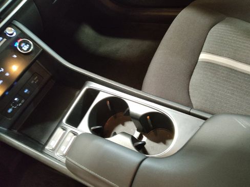 Used 2025 Hyundai Sonata SEL FWD image 26