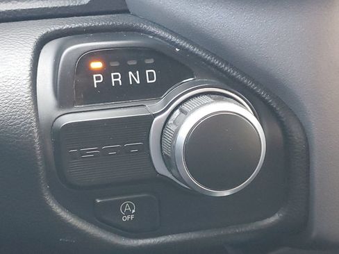 Used 2023 RAM 1500 2WD Crew Cab image 34