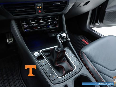 Used 2025 Volkswagen Jetta GLI Autobahn image 61