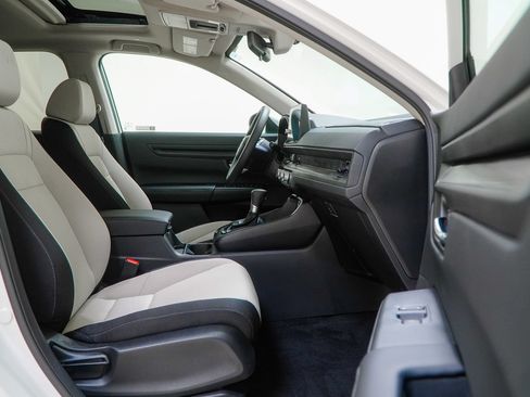 Certified 2026 Honda CR-V EX image 33