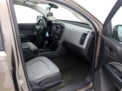 Used 2016 Chevrolet Colorado W/T w/ WT Convenience Package AWD/4WD image 14