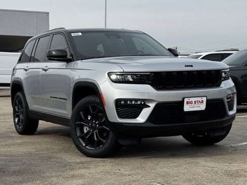 New 2025 Jeep Grand Cherokee Limited image 2
