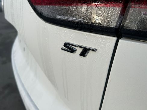 Used 2021 Buick Envision Preferred image 32