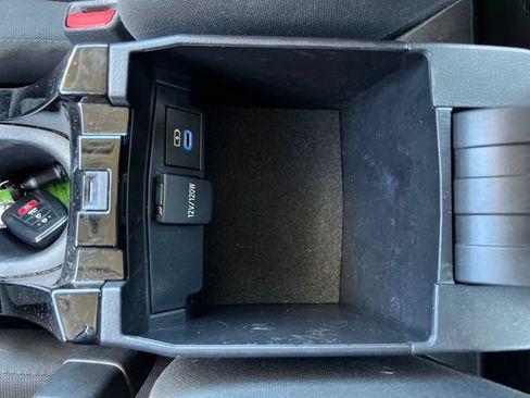 Used 2022 Toyota Corolla LE FWD image 24
