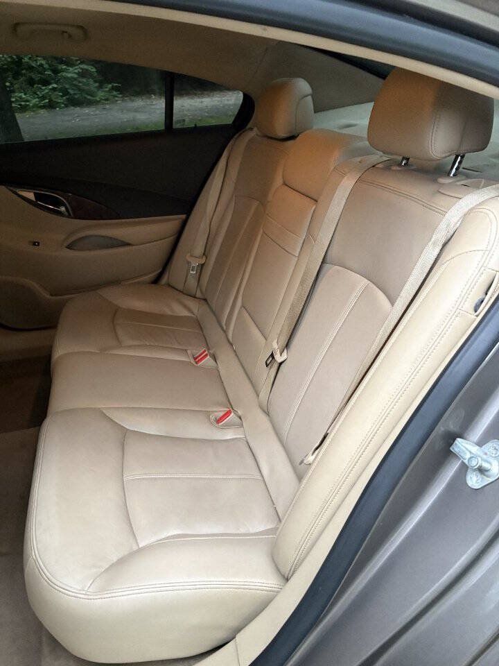 Used 2011 Buick LaCrosse CXL AWD/4WD image 23