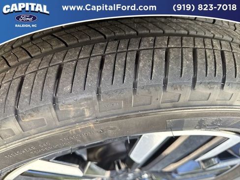 Used 2024 Kia Telluride SX Prestige w/ Towing Package AWD/4WD image 14