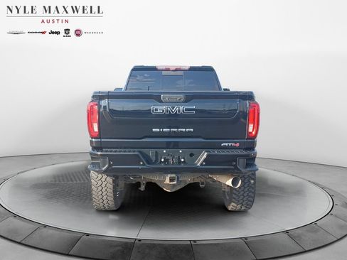 Used 2020 GMC Sierra 2500 AT4 w/ AT4 Premium Package AWD/4WD image 15