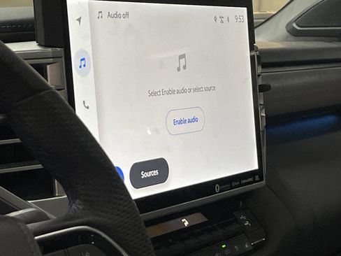 Used 2023 Toyota Tundra Platinum image 10