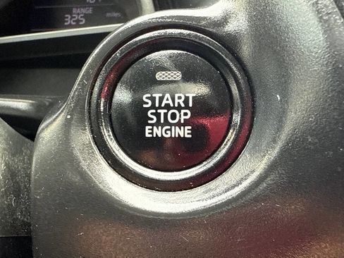 Used 2017 MAZDA MAZDA3 Sport image 16