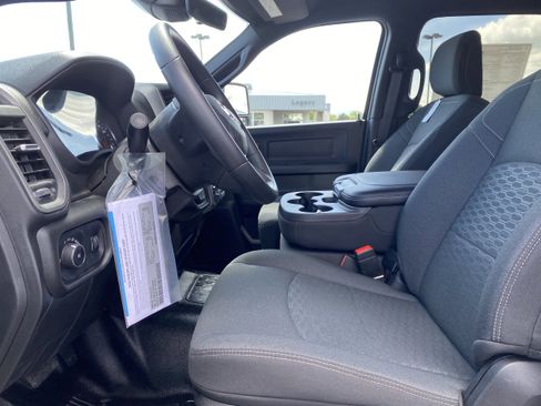 New 2025 RAM 4500 Tradesman AWD/4WD image 18