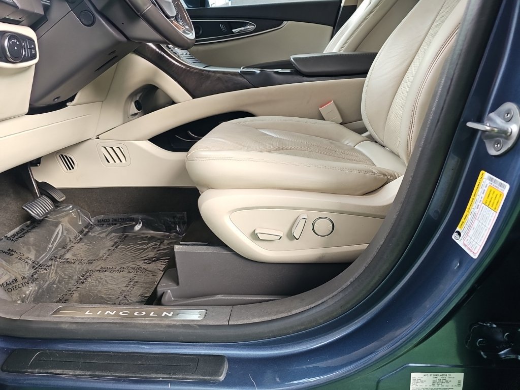 Used 2019 Lincoln Nautilus Reserve AWD/4WD image 38