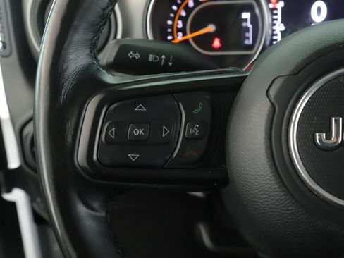Used 2021 Jeep Wrangler Unlimited Sport AWD/4WD image 9