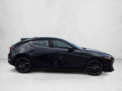 Used 2024 MAZDA MAZDA3 Hatchback w/Premium Plus Pkg AWD/4WD image 4