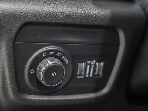 Certified 2023 Jeep Grand Cherokee Summit AWD/4WD image 44