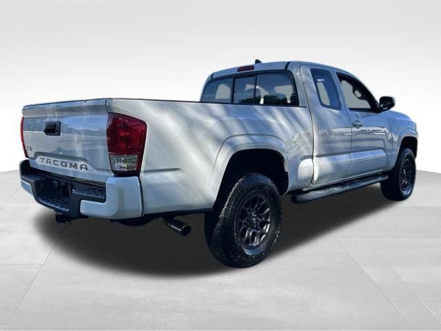 Used 2016 Toyota Tacoma SR w/ SR Convenience Package AWD/4WD image 5