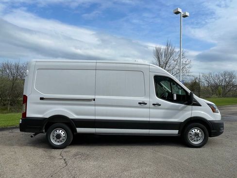 New 2026 Ford Transit 250 148 Medium Roof Extended AWD image 2