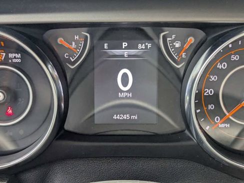 Used 2021 Jeep Wrangler Unlimited Sport AWD/4WD image 22