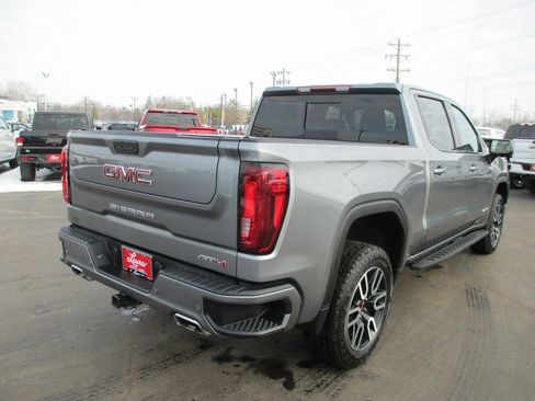 Certified 2022 GMC Sierra 1500 AT4 w/ AT4 Premium Package image 4