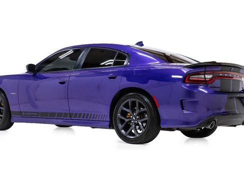 Used 2019 Dodge Charger R/T w/ Blacktop Package RWD image 4