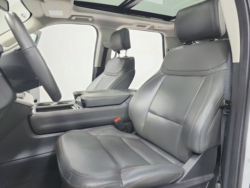 Used 2025 Ford Expedition Active AWD/4WD image 20