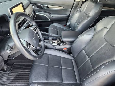 Used 2022 Kia Telluride EX w/ EX Premium Package FWD image 8