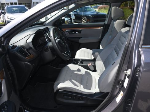 Used 2019 Honda CR-V EX image 8