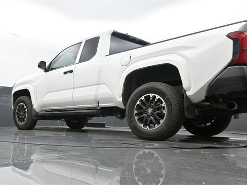 Used 2025 Toyota Tacoma SR w/ Towing Package image 21