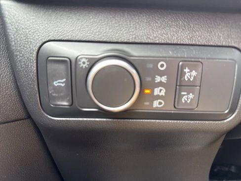 Used 2022 Ford Escape SE w/ Convenience Package image 17