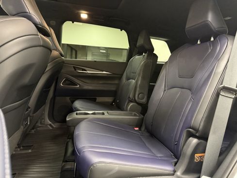 Certified 2026 INFINITI QX60 Sport w/ Dark Cargo Package AWD/4WD image 16