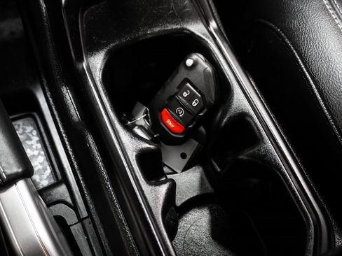 Certified 2019 Jeep Wrangler Unlimited Sahara image 30