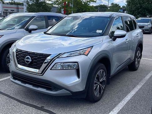 Certified 2023 Nissan Rogue SV AWD/4WD image 3