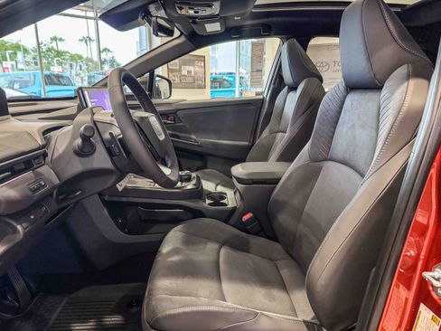 New 2026 Toyota C-HR AWD/4WD image 19