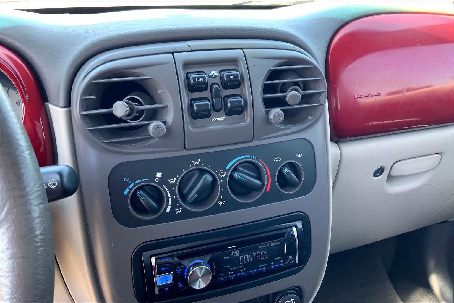 Used 2002 Chrysler PT Cruiser FWD image 33