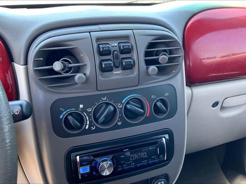 Used 2002 Chrysler PT Cruiser FWD image 33