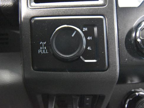 Used 2019 Ford F250 XL w/ STX Appearance Package image 18