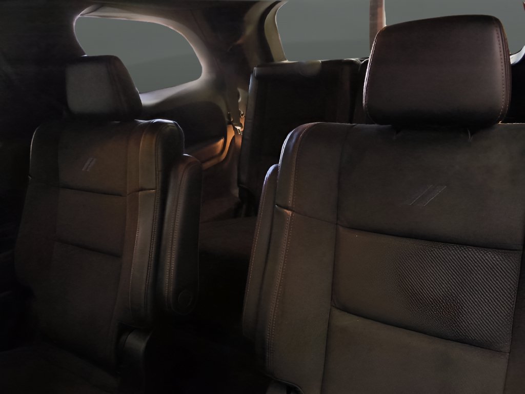 Used 2023 Dodge Durango R/T w/ Tow 'N Go Package AWD/4WD image 16