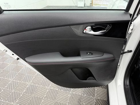 Used 2023 Kia Forte GT FWD image 27