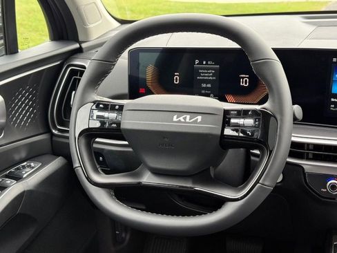 New 2026 Kia Sorento S w/ S Panoramic Sunroof Package image 11