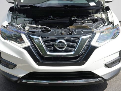 Used 2017 Nissan Rogue S AWD/4WD image 7