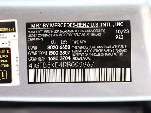 Used 2024 Mercedes-Benz GLE 450 4MATIC w/ AMG Line Exterior image 33