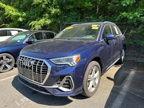 Used 2021 Audi Q3 2.0T Premium Plus w/ Premium Plus Package AWD/4WD image 3