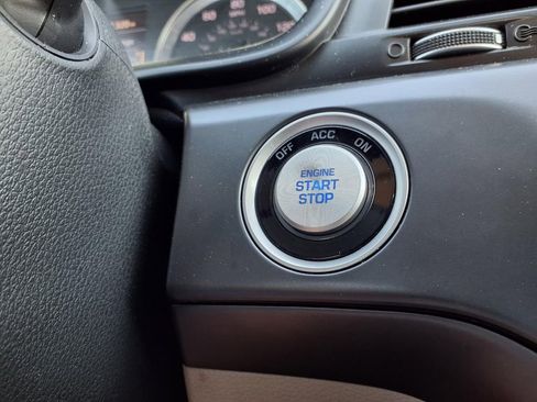 Used 2019 Hyundai Sonata SEL FWD image 12